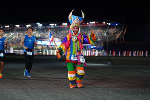 BIB: 400, 6840
                            <button type="button" onclick="openModal(19599236)" class="btn btn-primary btn-sm float-right btn-popup" data-toggle="modal" data-target=".modal-high-quality">
                        <i class="fas fa-shopping-cart"></i> Add to Cart
                    </button>
                                            <button type="button" onclick="isThisMe(19599236, true)" class="btn btn-success btn-sm float-right btn-popup btn-isme hidden" data-toggle="tooltip" data-placement="bottom" title="นี่คือรูปของคุณใช่ไหม คลิกที่นี่เพื่อเอาเข้าอัลบั้ม">
                        <i class="fas fa-plus"></i> Add to album
                    </button>
                    <button type="button" onclick="isThisMe(19599236, false)" class="btn btn-warning btn-sm float-right btn-popup btn-isnotme hidden">
                        <i class="fas fa-ban"></i> Remove from album
                    </button>